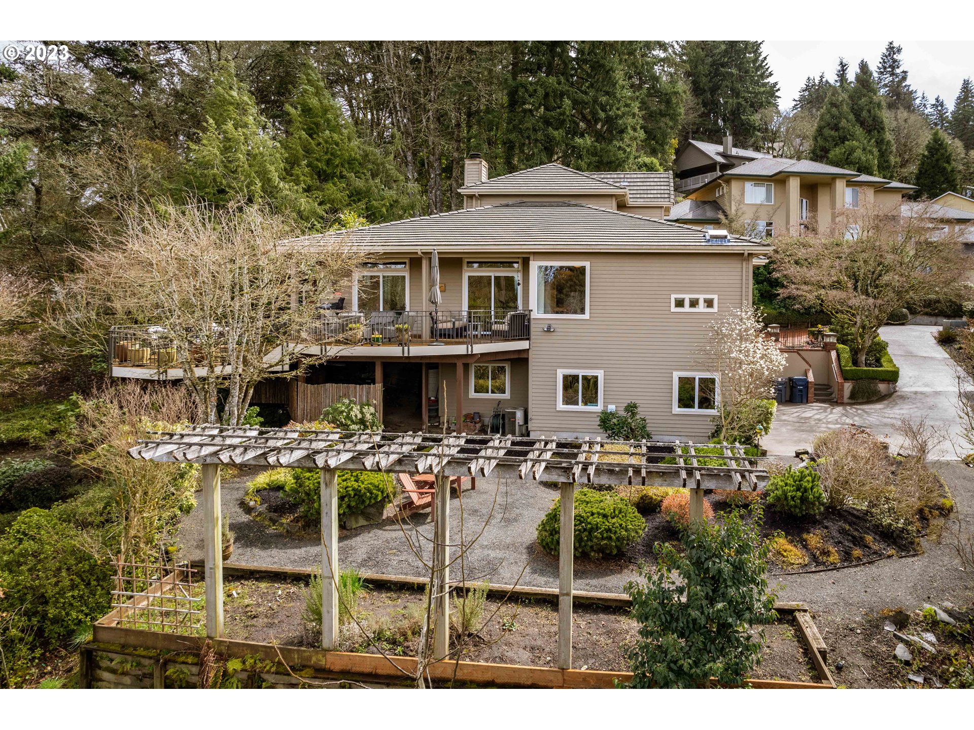 1247 Crenshaw Road Eugene, OR 97401 - Photo 45 of 48 Gallery Image 45