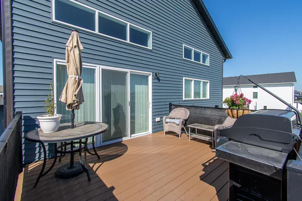 $512,500 | 5507 Lori Lane West, West Fargo, ND 58078