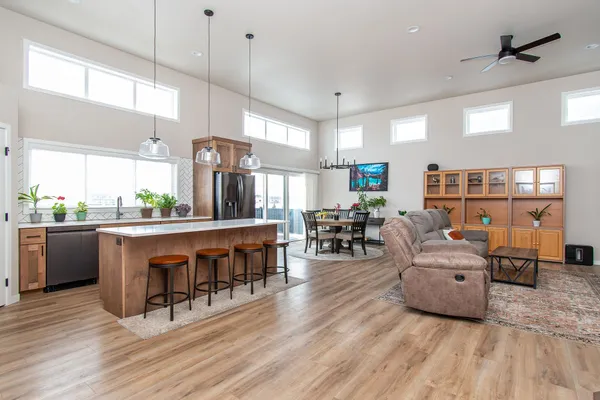 $512,500 | 5507 Lori Lane West, West Fargo, ND 58078