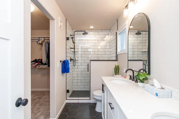 $512,500 | 5507 Lori Lane West, West Fargo, ND 58078