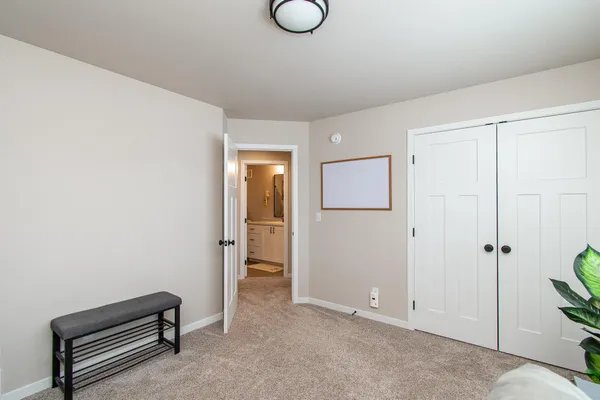 $512,500 | 5507 Lori Lane West, West Fargo, ND 58078