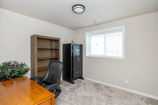 $512,500 | 5507 Lori Lane West, West Fargo, ND 58078