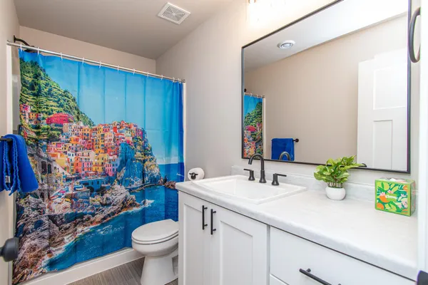 $512,500 | 5507 Lori Lane West, West Fargo, ND 58078