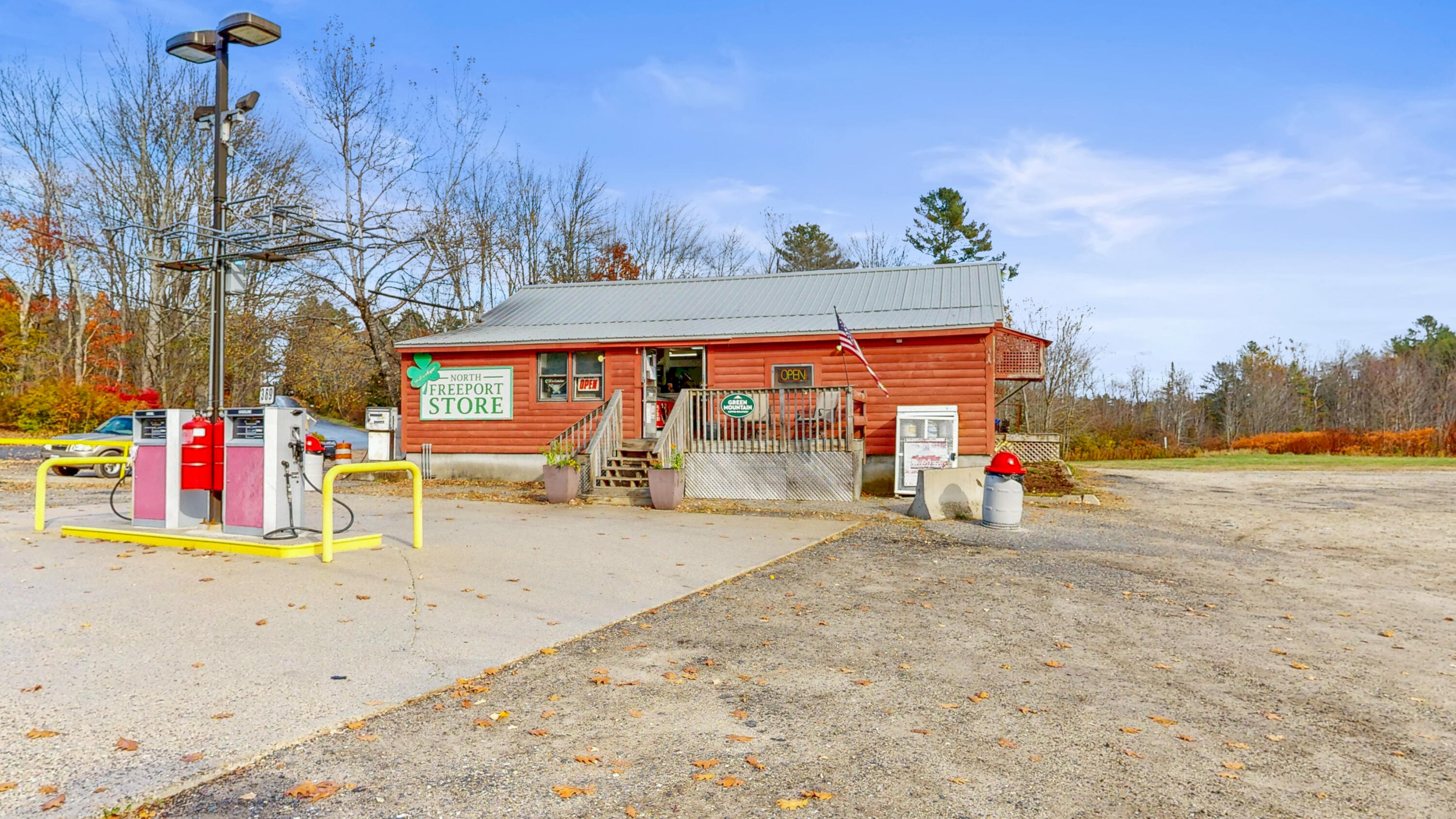 130 Wardtown Road Freeport, ME 04032 - Photo 2 of 45 130-Wardtown-Road-10282025_132536