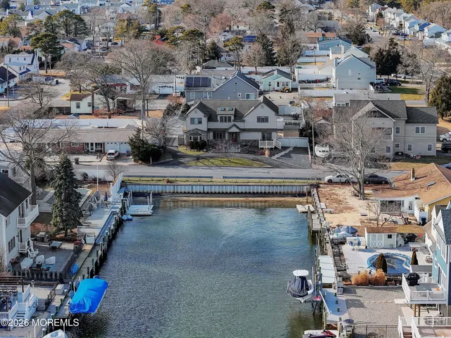 $915,000 | 34 Blue Cedar Drive, Brick, NJ 08723