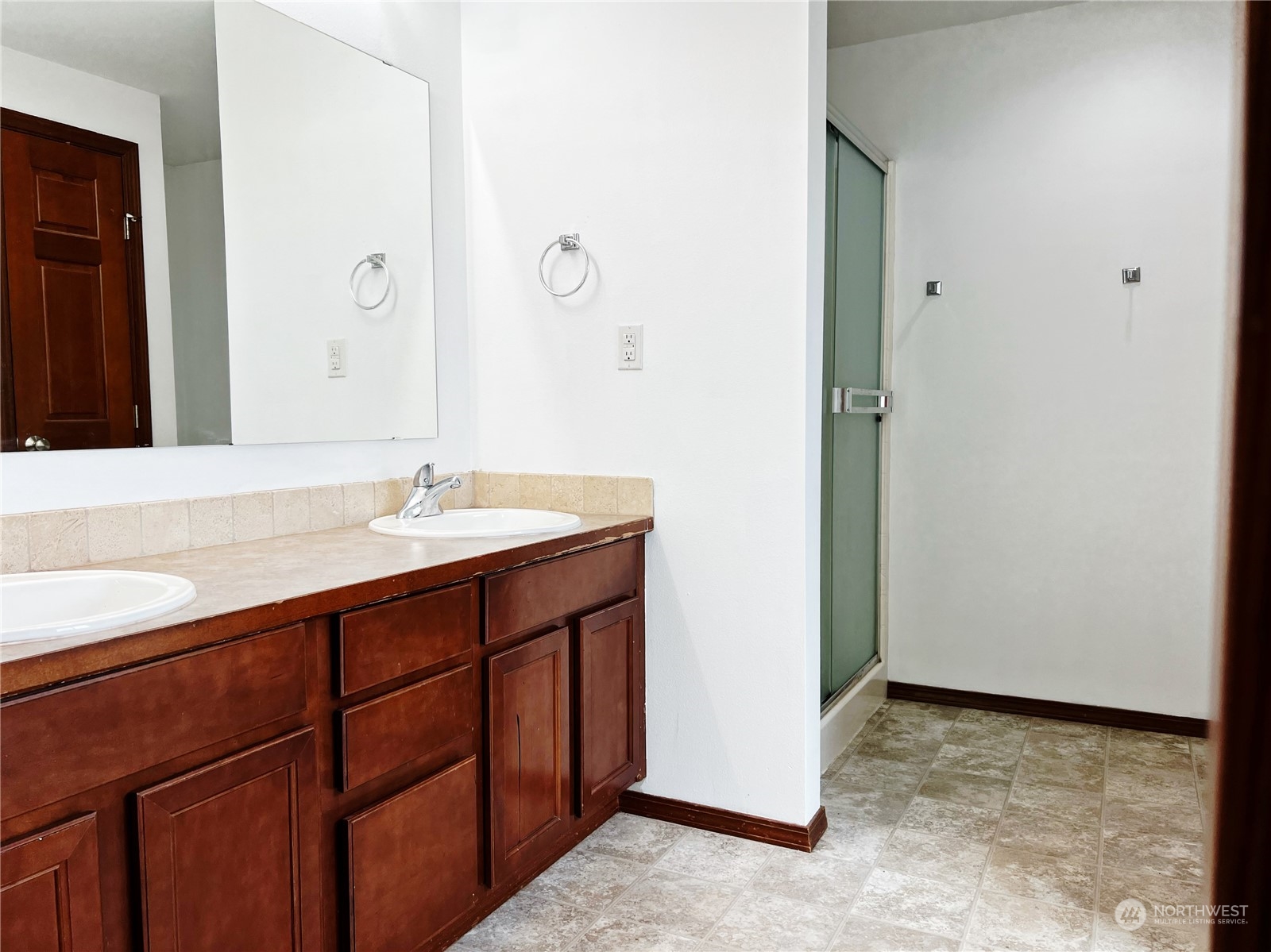 742 East Thornton Road Shelton, WA 98584 - Photo 13 of 39 a bathroom with a sink and a mirror