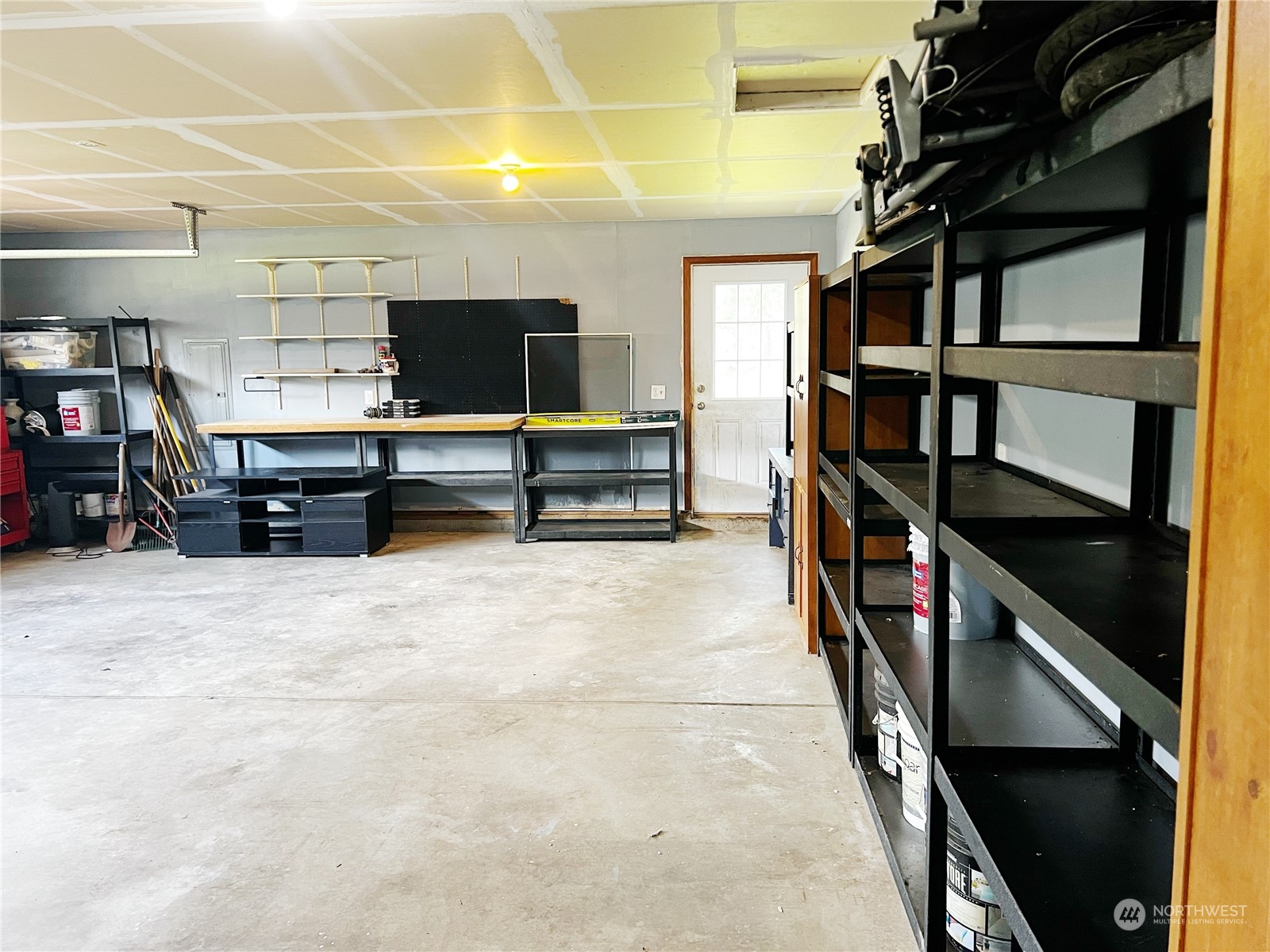 742 East Thornton Road Shelton, WA 98584 - Photo 36 of 39 a view of a living room with furniture