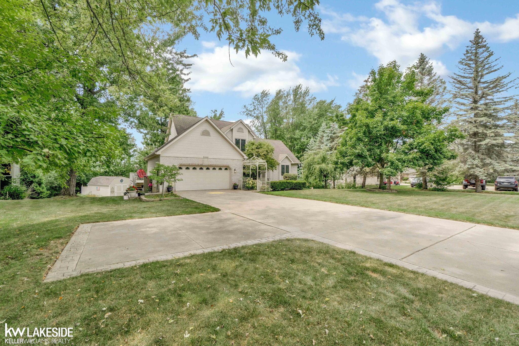 2088 South State Road Davison, MI 48423 - Photo 2 of 52