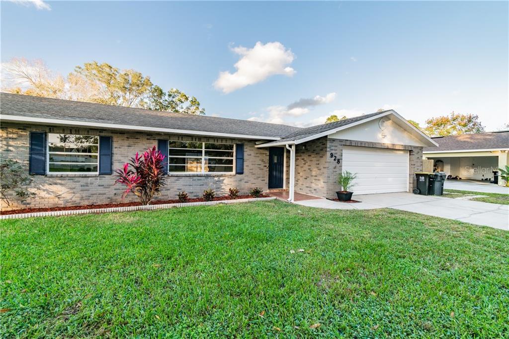 928 Point View Lane Lakeland, FL 33813 - Photo 1 of 1