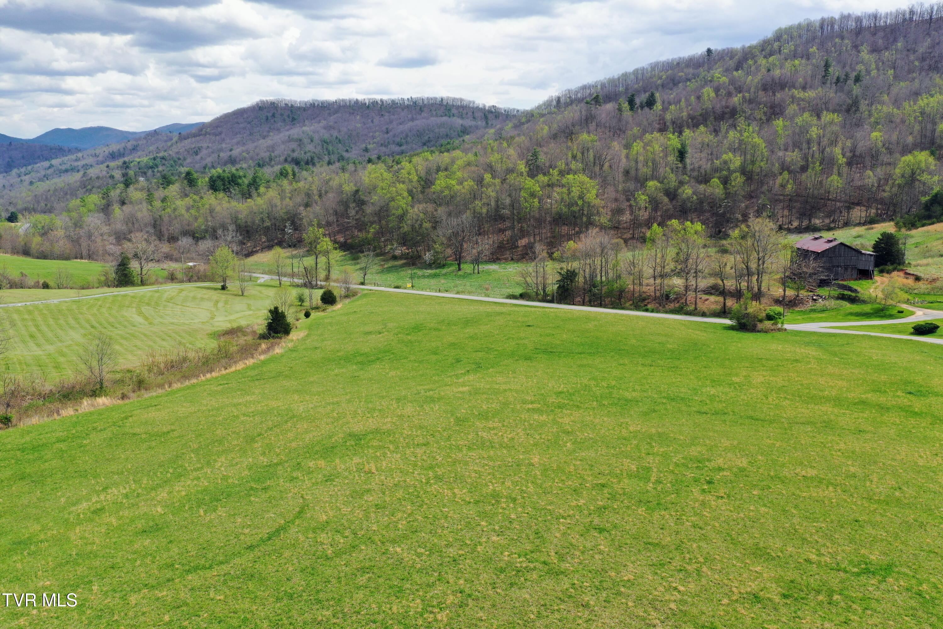1b Rd Greeneville Tn 37743 Road Greeneville, TN 37743 - Photo 8 of 27 IMG_008