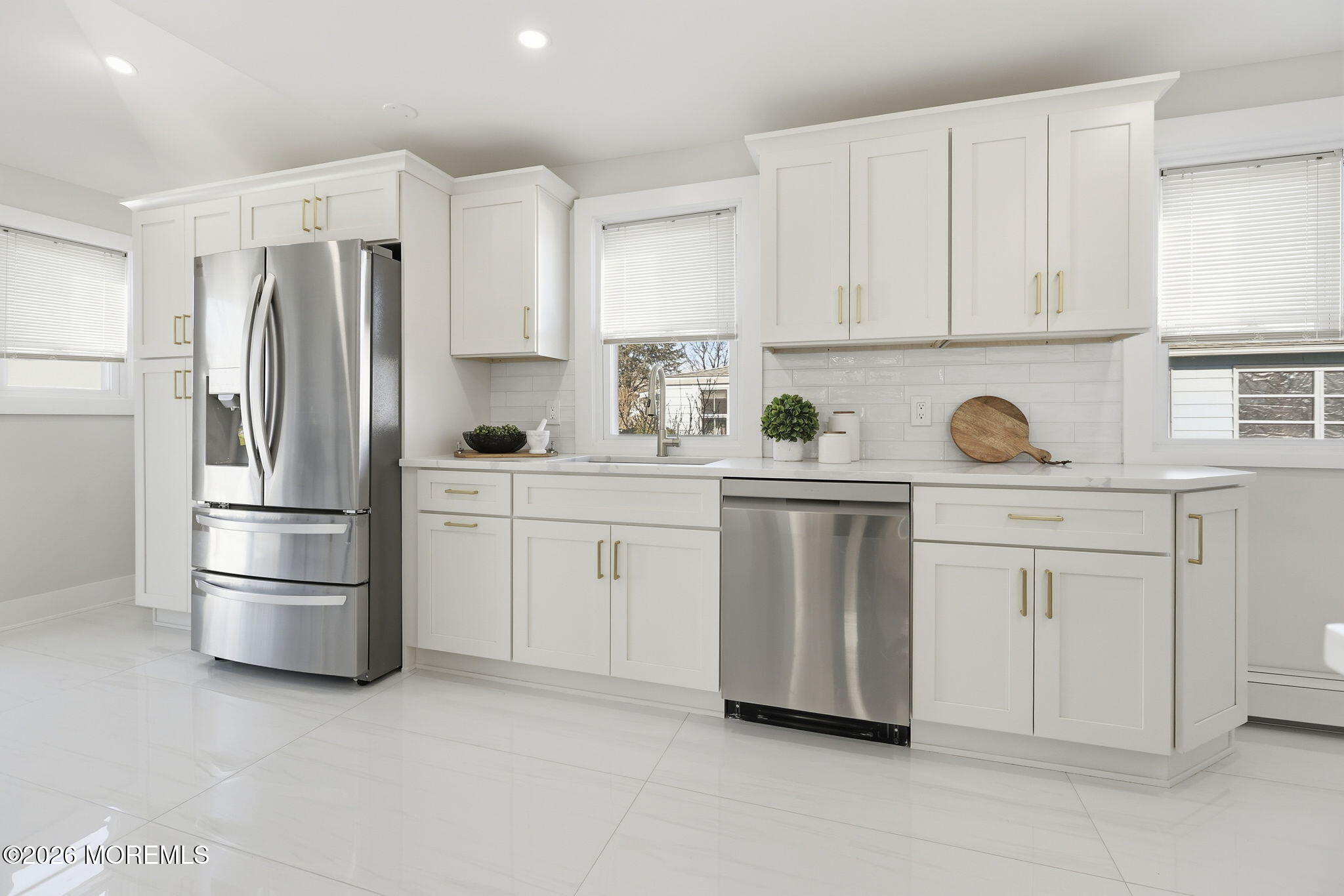 811 Rue Avenue Point Pleasant, NJ 08742 - Photo 13 of 37 18-web-or-mls-21