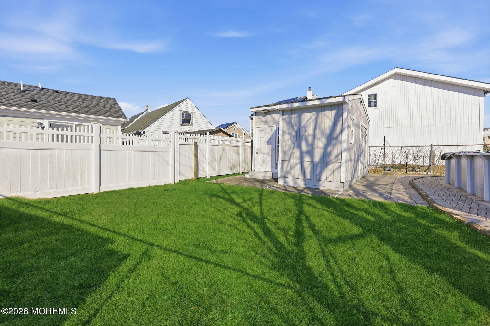 811 Rue Avenue Point Pleasant, NJ 08742 - Photo 34 of 37 42-web-or-mls-038__0251248_grass_47674cd