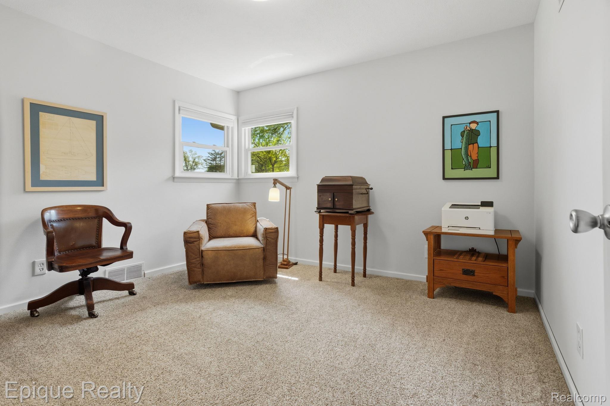 2624 Harrison Avenue Rochester, MI 48307 - Photo 15 of 27 17-web-or-mls-Harrison (66 of 125) Mark Thomas Hubble.jpg