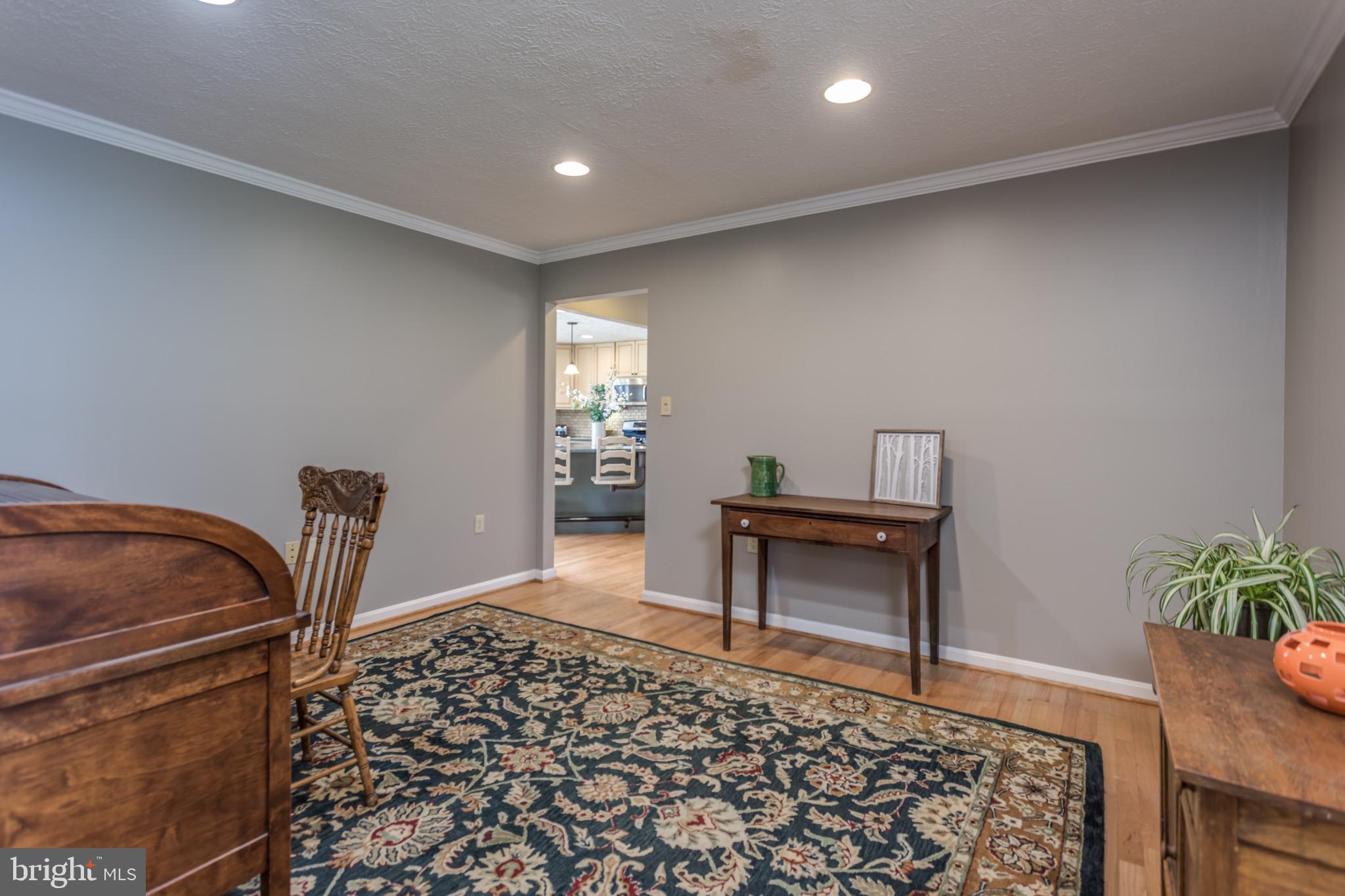 660 Germany Road Stephens City, VA 22655 - Photo 25 of 98 Living Room