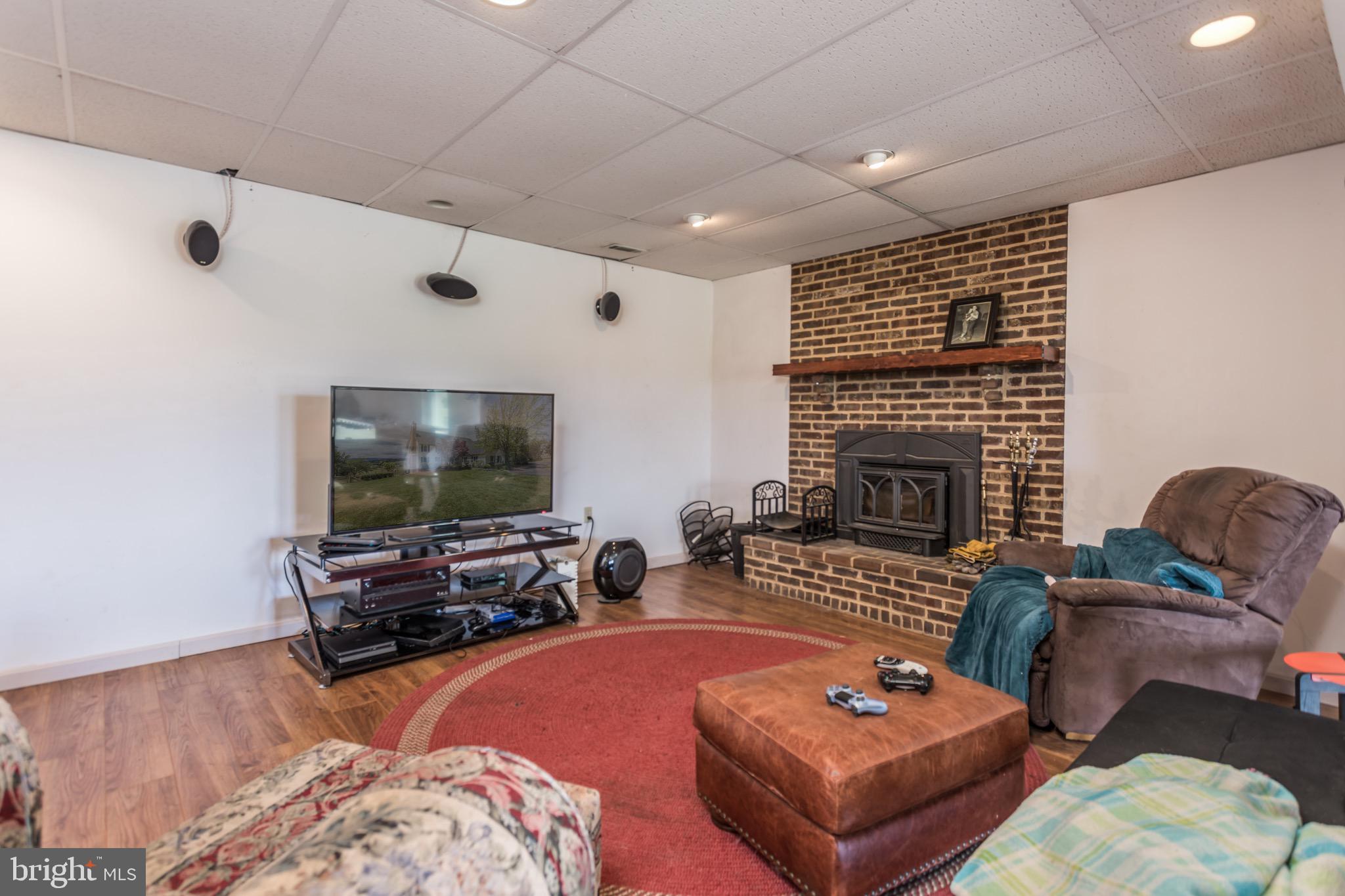 660 Germany Road Stephens City, VA 22655 - Photo 61 of 98 Basement Red Room