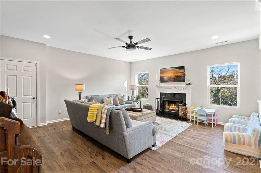 1137 Bethel Road Charlotte, NC 28208 - Photo 14 of 43 Gallery Image 14