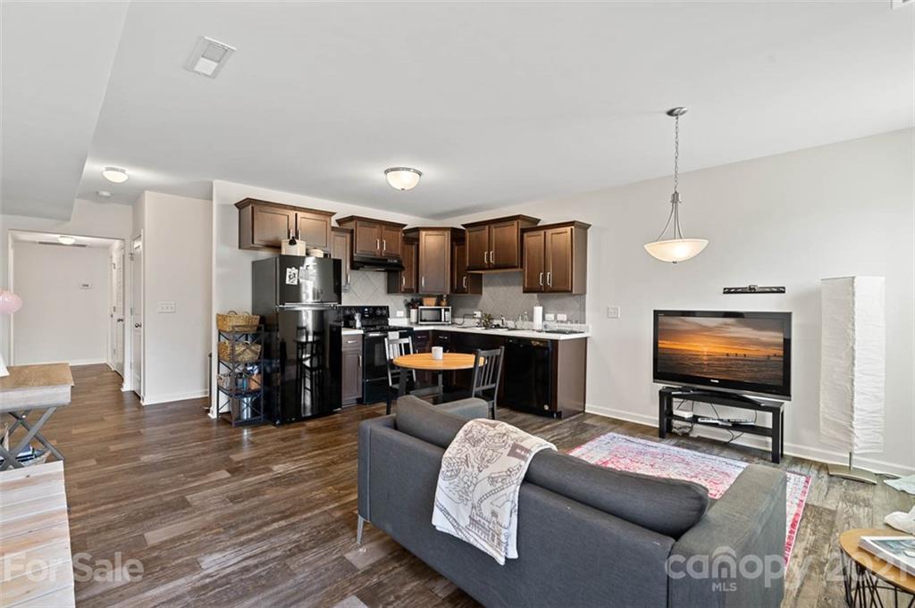 1137 Bethel Road Charlotte, NC 28208 - Photo 27 of 43 Gallery Image 27