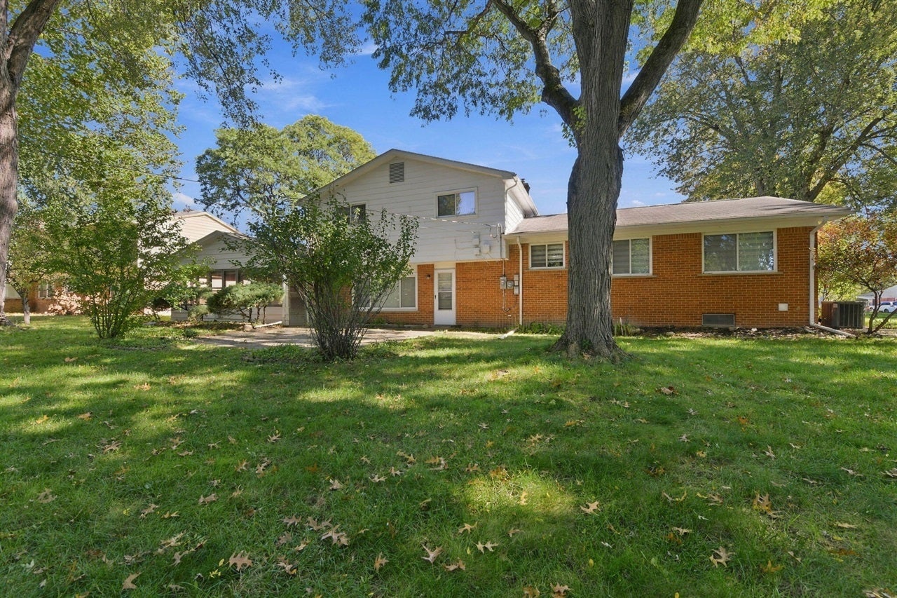 30073 Wicklow Road Farmington Hills, MI 48334 - Photo 42 of 50 Gallery Image 42