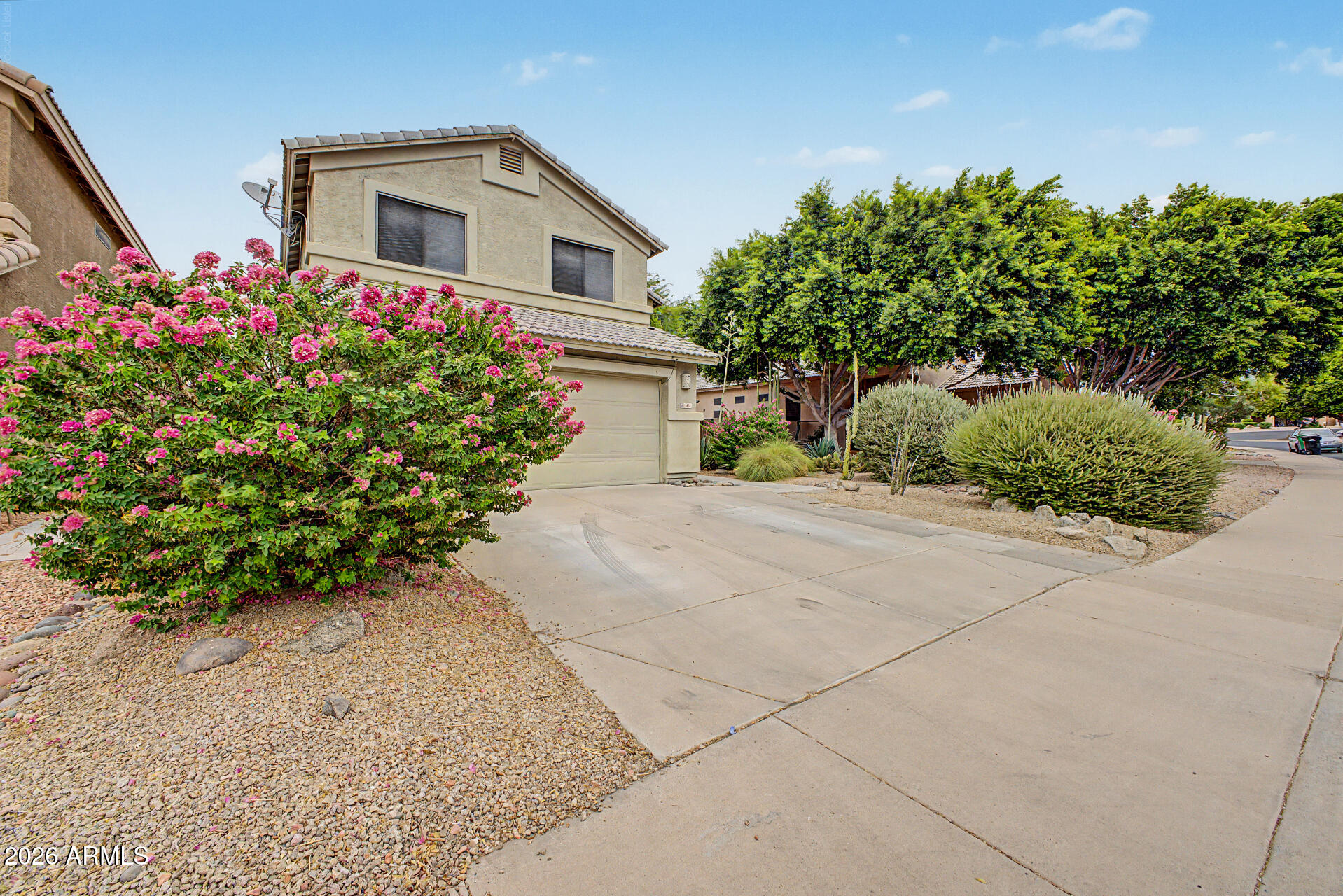 6114 East Roland Street Mesa, AZ 85215 - Photo 2 of 39 02 - Roland