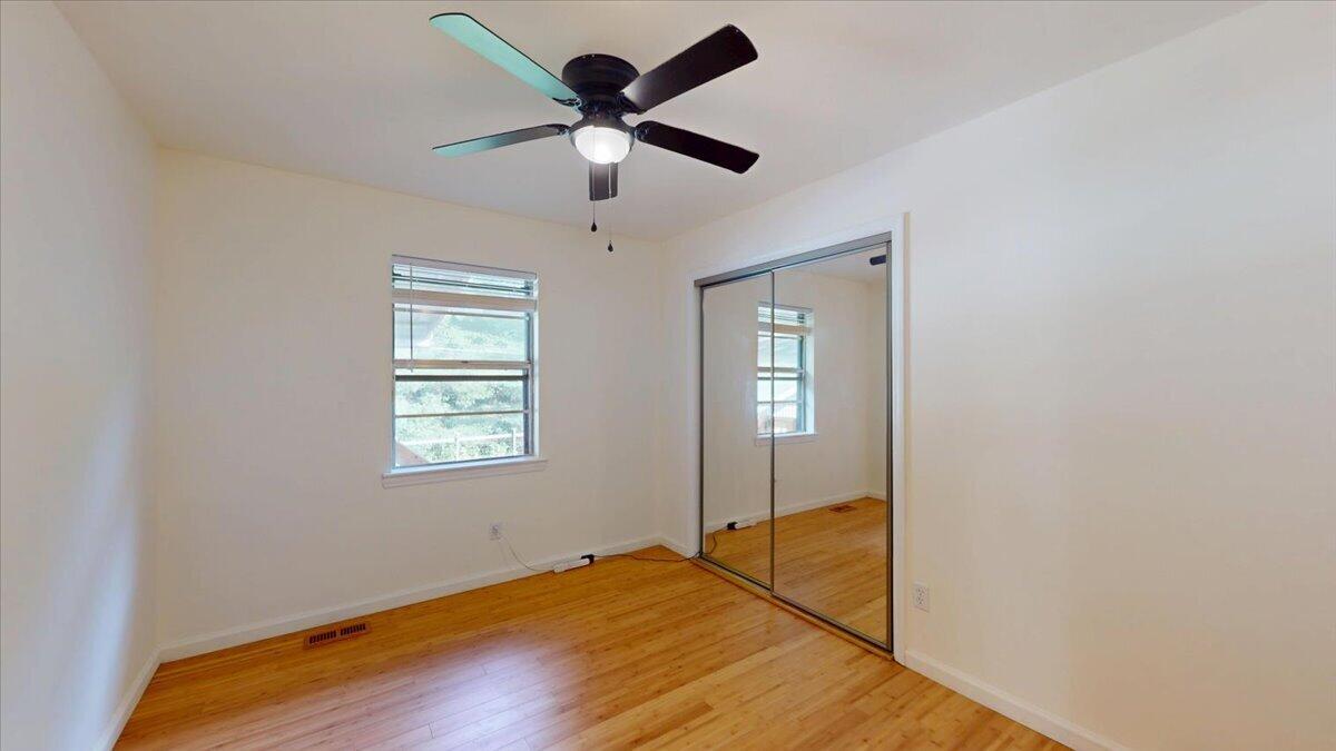 7327 Sterling Road Hixson, TN 37343 - Photo 12 of 43 01-7327-Sterling-Rd-07092026_212934