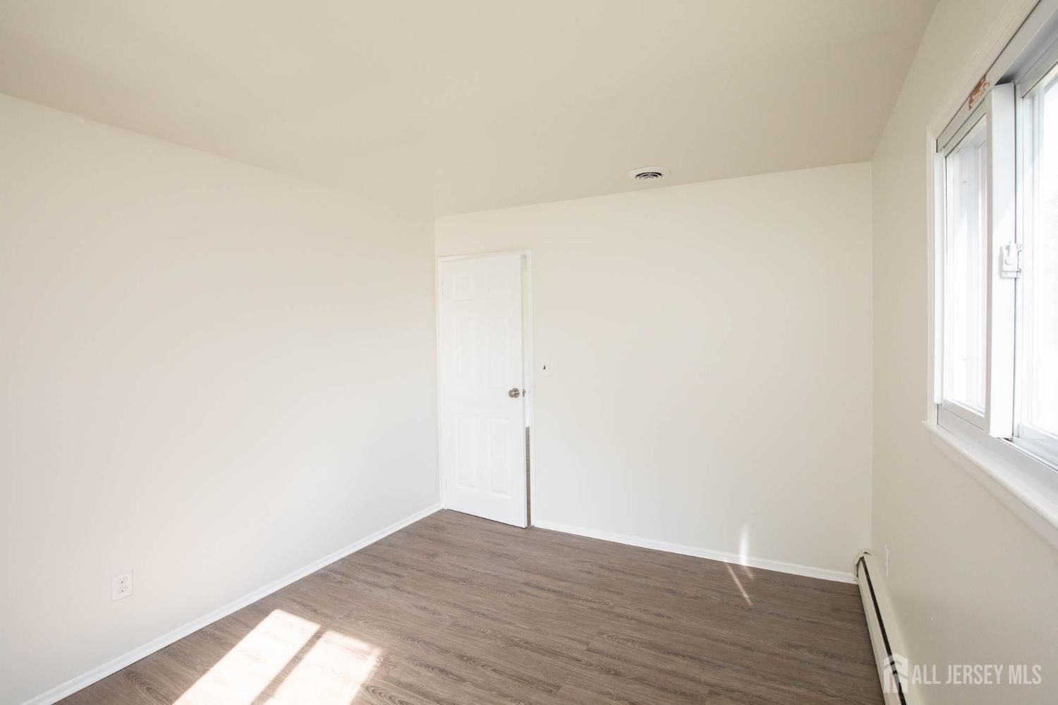 23 Sims Road Edison, NJ 08817 - Photo 17 of 28