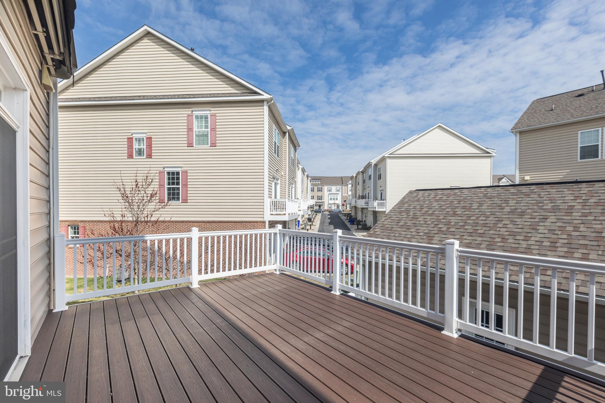 2720 Egret Way Frederick, MD 21701 - Photo 31 of 42 Maintenance free deck