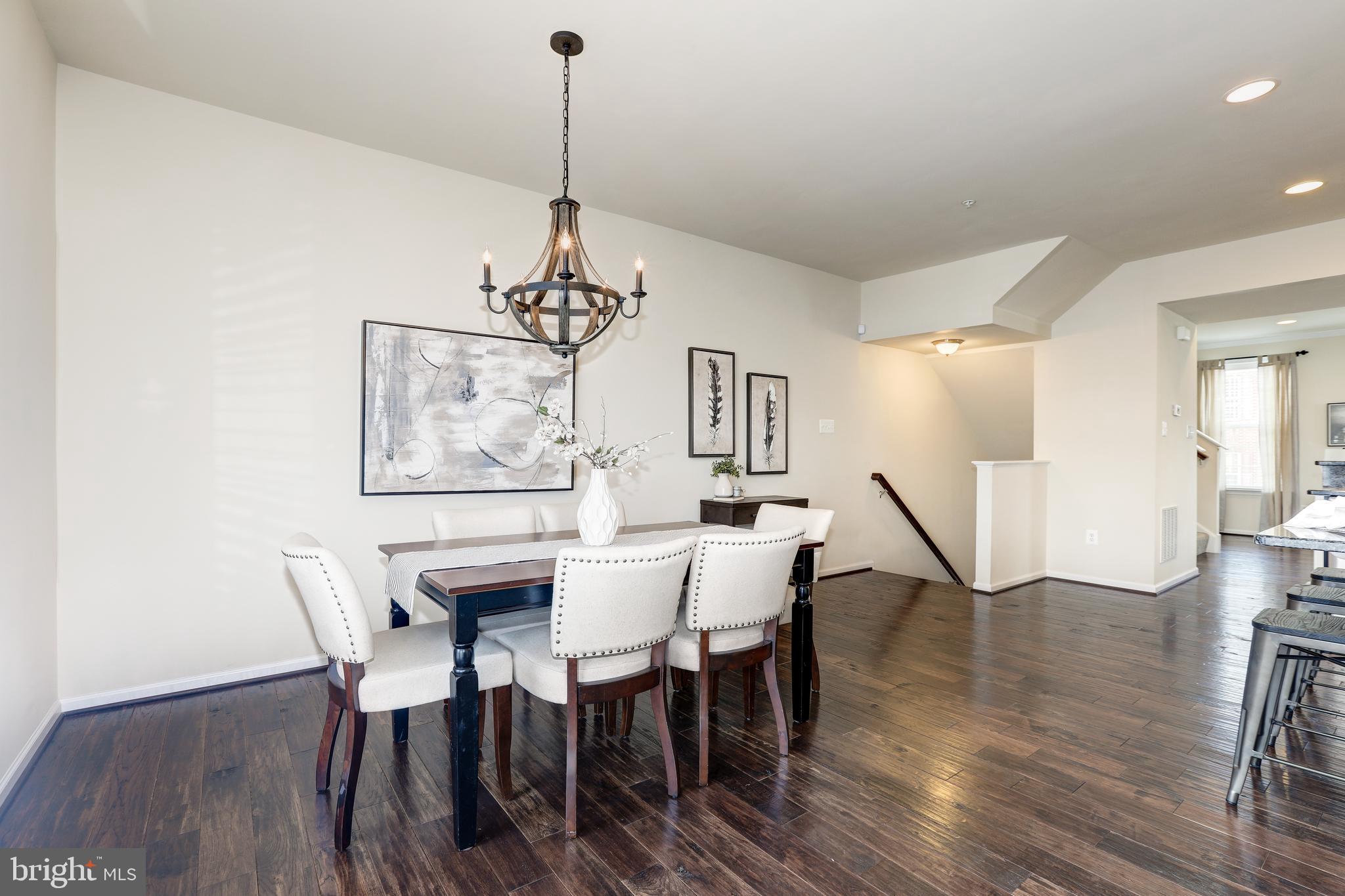 2720 Egret Way Frederick, MD 21701 - Photo 8 of 42 Dining area