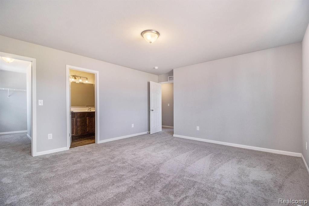 5364 Northwood Road Grand Blanc, MI 48439 - Photo 11 of 23