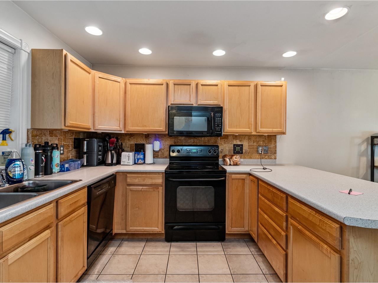 13 Leclair Street Winooski, VT 05404 - Photo 2 of 19