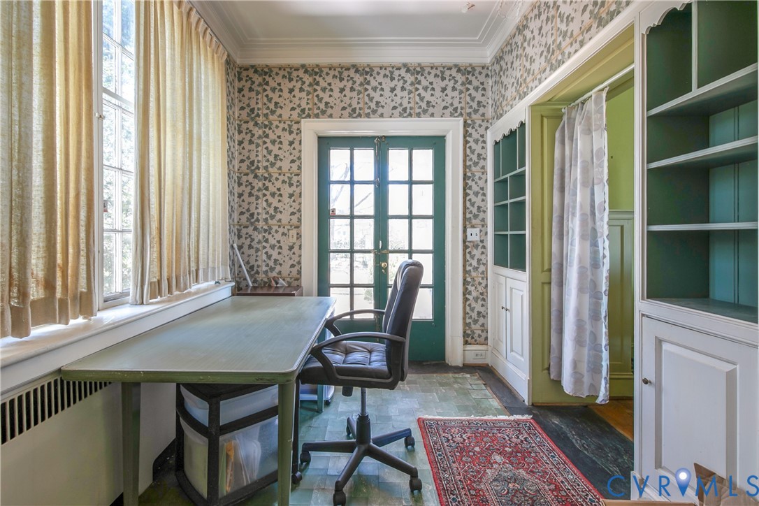 1216 Main St Point West Point, VA 23181 - Photo 18 of 50 Florida Room with built ins