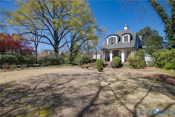 $400,000 | 1216 Main St Point, West Point, VA 23181