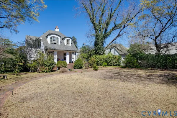 $400,000 | 1216 Main St Point, West Point, VA 23181