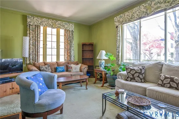 $400,000 | 1216 Main St Point, West Point, VA 23181