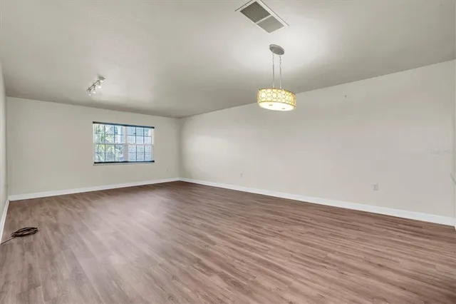 $1,800 | 701 Poinsettia Road, Unit 248, Belleair, FL 33756