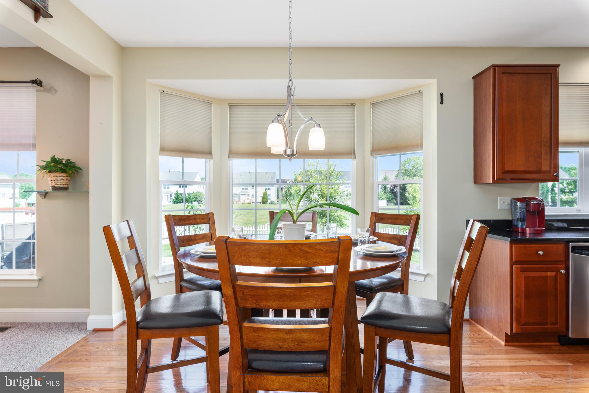 610 Sand Road Severn, MD 21144 - Photo 13 of 43 Sunny breakfast area