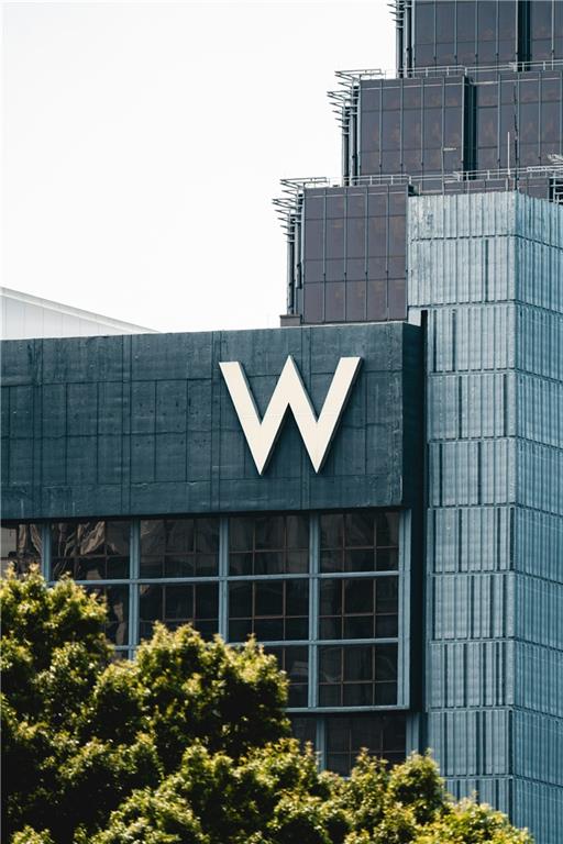 56 17th Street Northeast Atlanta, GA 30309 - Photo 3 of 18