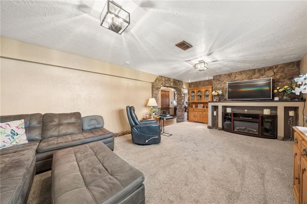 138 Buckeye Road Mount Pleasant, PA 15666 - Photo 17 of 24 Gallery Image 17