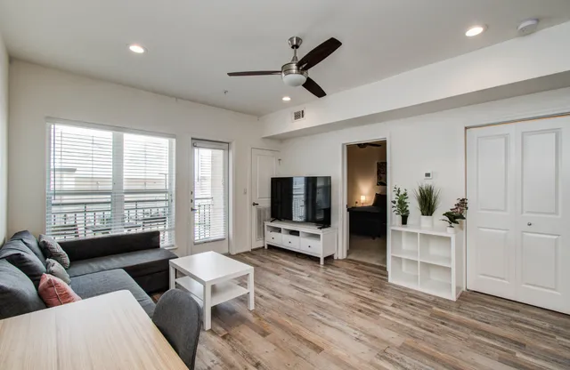 $195,000 | 1207 Grand W Boulevard, Unit 3E, Katy, TX 77449