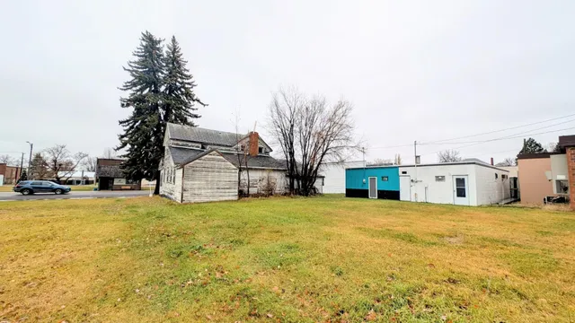 $14,900 | 1003 Central Avenue, Walhalla, ND 58282