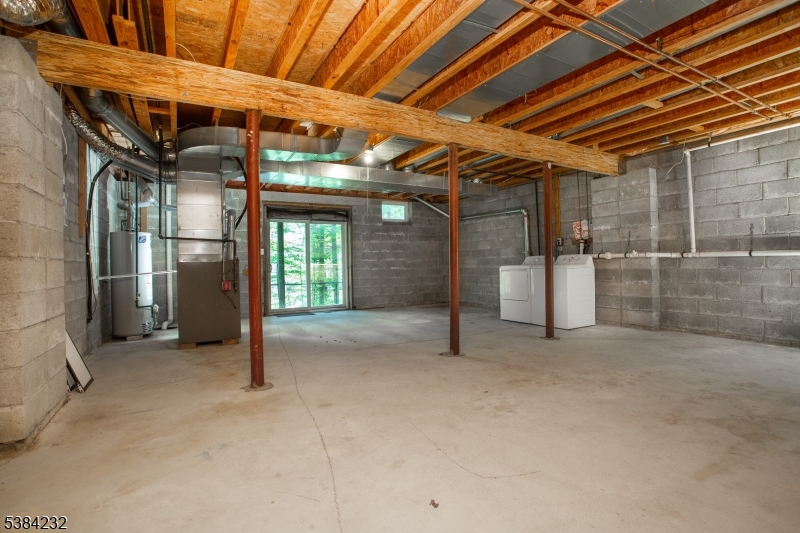 637 Old Dover Road Morris Plains, NJ 07950 - Photo 24 of 28 a view of empty room with wooden floor