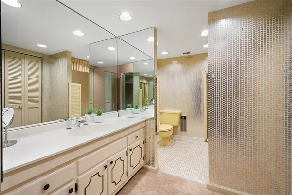 $255,000 | 1500 Cochran Road, Unit 910, Pittsburgh, PA 15243
