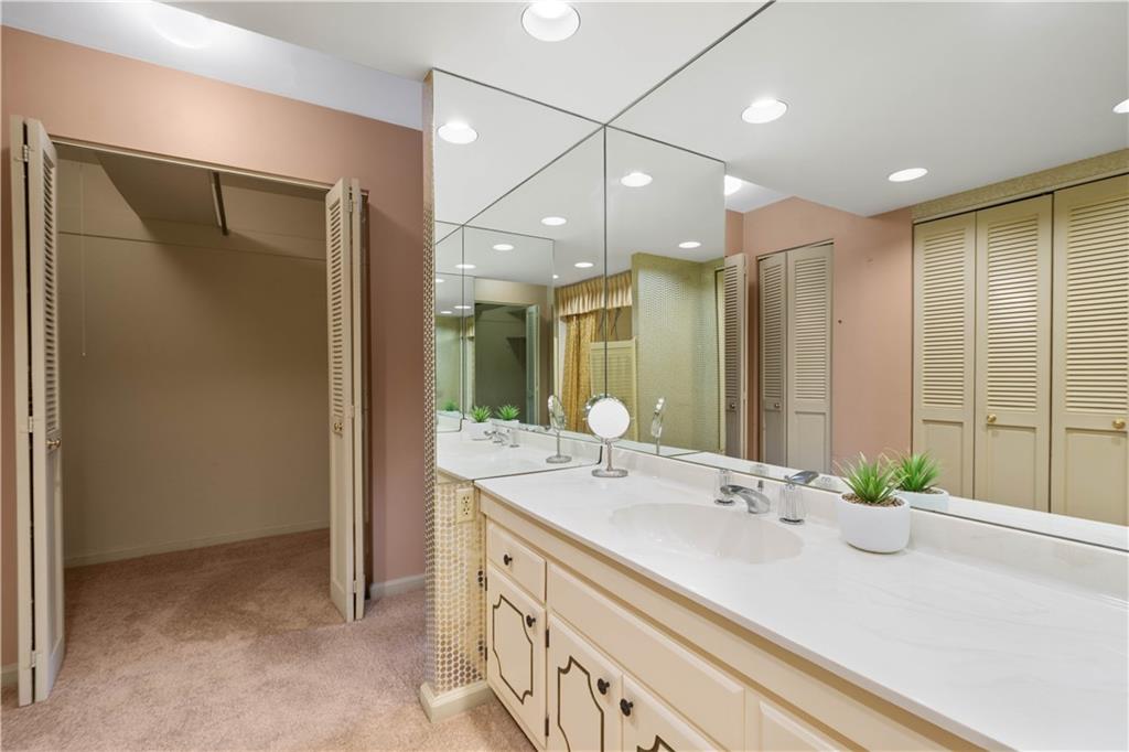 1500 Cochran Road, Unit 910 Pittsburgh, PA 15243 - Photo 27 of 38