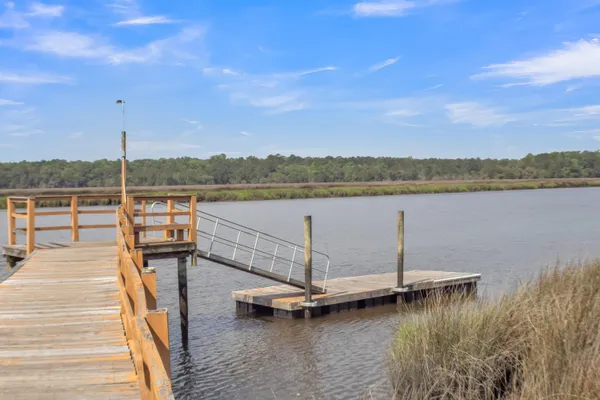 $1,650 | 4407 Great Oak Drive, North Charleston, SC 29418