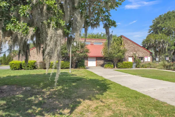 $1,650 | 4407 Great Oak Drive, North Charleston, SC 29418