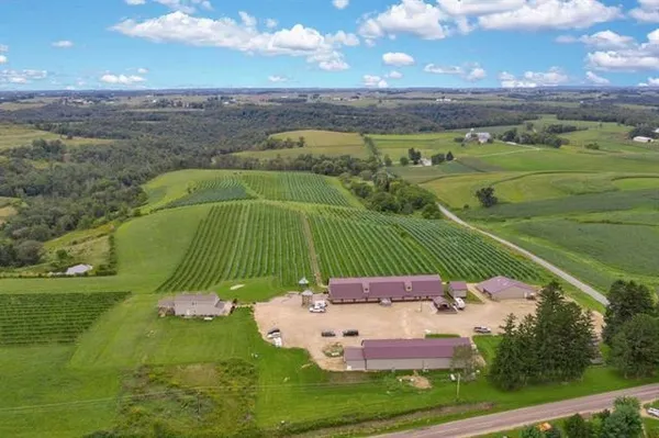 $3,275,000 | S3424 Peterson Lane, Viroqua, WI 54665