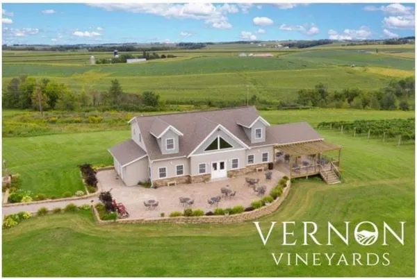 $3,275,000 | S3424 Peterson Lane, Viroqua, WI 54665