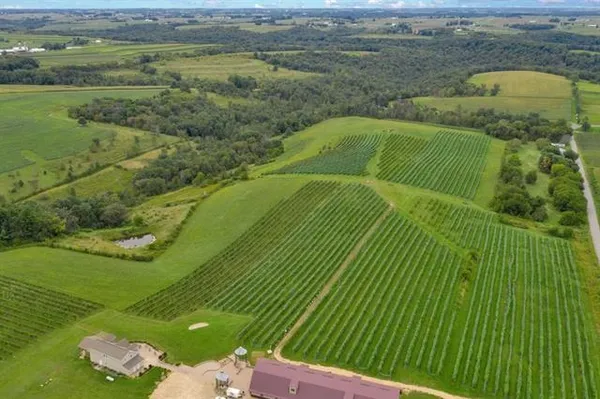 $3,275,000 | S3424 Peterson Lane, Viroqua, WI 54665