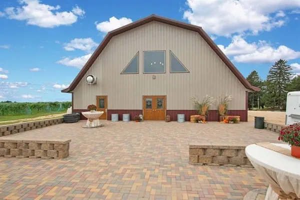 $3,275,000 | S3424 Peterson Lane, Viroqua, WI 54665