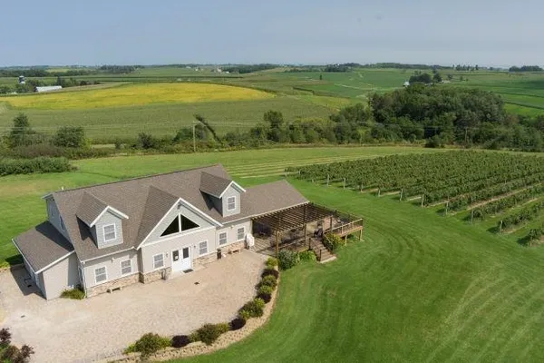 $3,275,000 | S3424 Peterson Lane, Viroqua, WI 54665