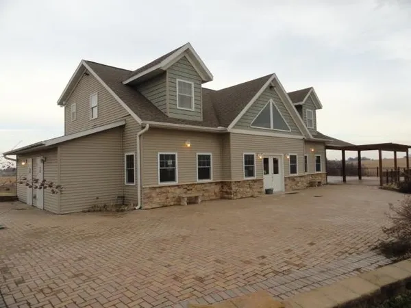 $3,275,000 | S3424 Peterson Lane, Viroqua, WI 54665